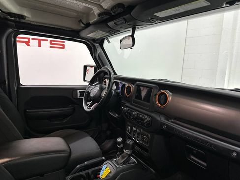 Used 2021 Jeep Wrangler Sport AWD/4WD image 47