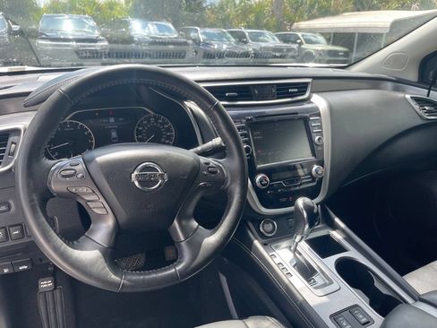 Used 2022 Nissan Murano SL w/ SL Moonroof Package FWD image 14