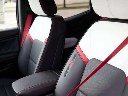 New 2026 GMC Canyon AT4X AWD/4WD image 34