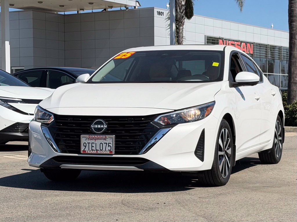 Certified 2025 Nissan Sentra SV w/ SV Premium Package FWD image 4
