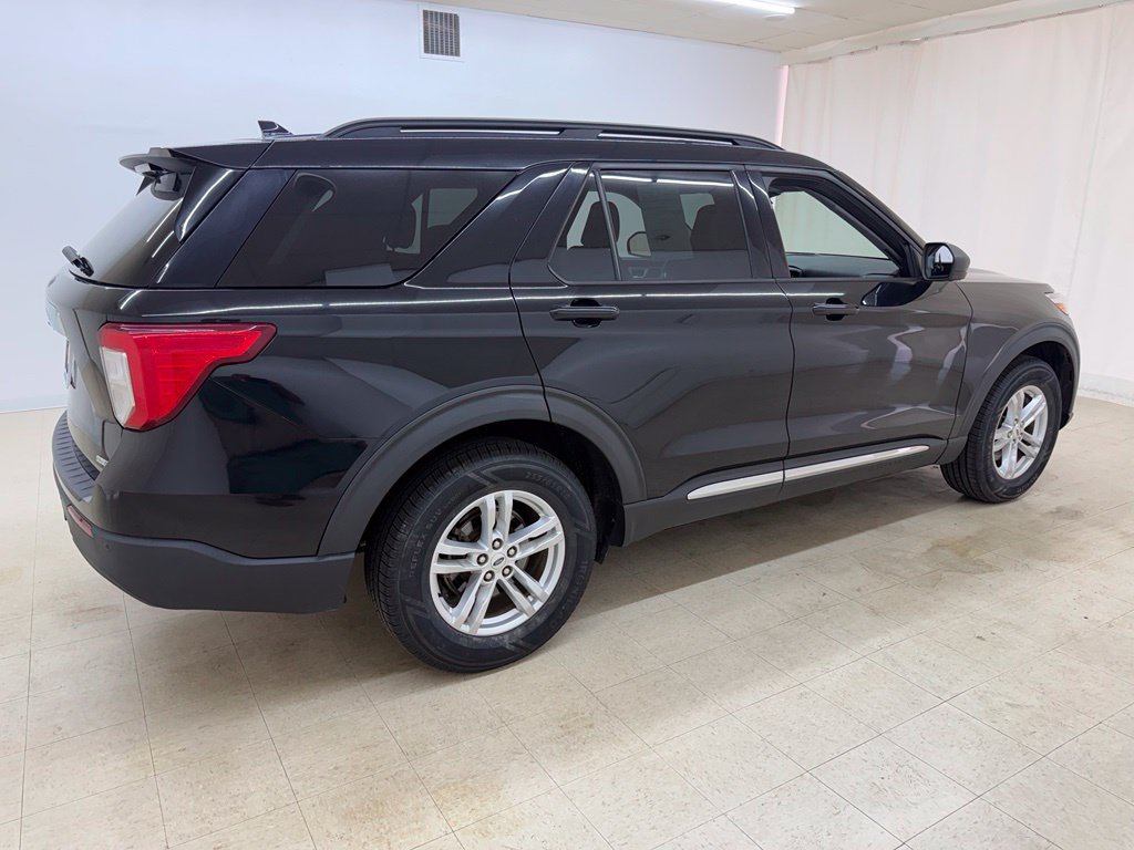 Used 2020 Ford Explorer XLT w/ Comfort Package AWD/4WD image 7
