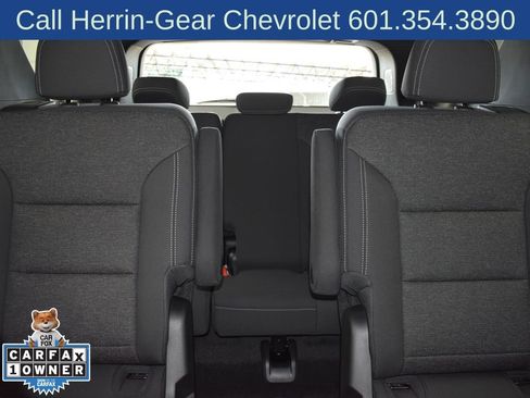 Used 2025 Chevrolet Traverse LT FWD image 26