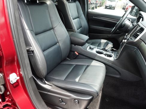 Used 2018 Jeep Grand Cherokee Limited AWD/4WD image 38