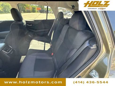 Used 2022 Subaru Outback Premium image 23