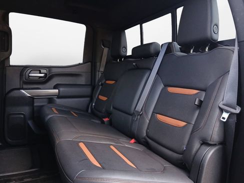 Used 2021 GMC Sierra 1500 AT4 w/ AT4 Premium Package AWD/4WD image 21