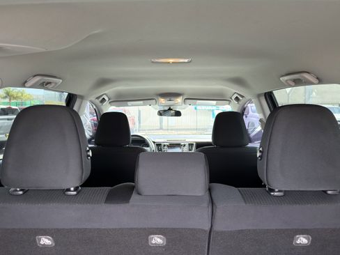 Used 2017 Toyota RAV4 LE w/ Carpet Mat Package AWD/4WD image 16