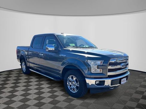 Used 2017 Ford F150 Lariat w/ Equipment Group 502A Luxury AWD/4WD image 3