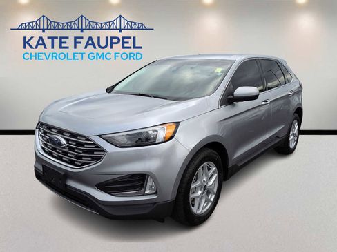 Used 2022 Ford Edge SEL w/ Convenience Package image 3