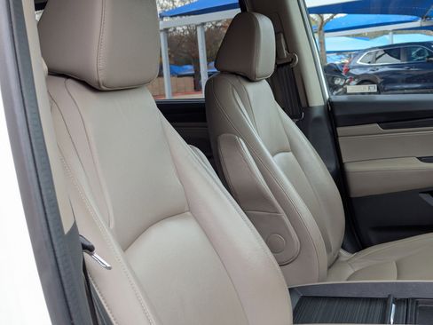 Used 2018 Honda Odyssey EX-L image 27