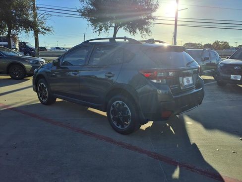 Certified 2023 Subaru Crosstrek 2.0i Premium image 2