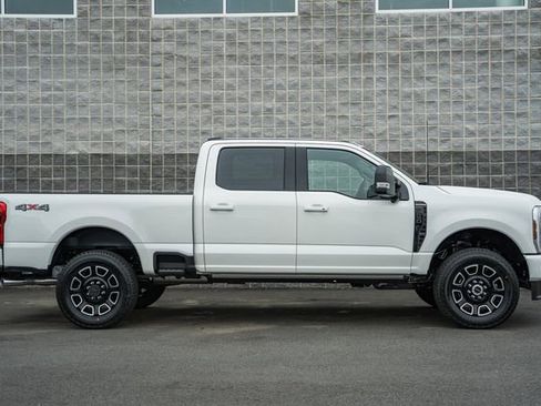 New 2026 Ford F250 Platinum AWD/4WD image 4