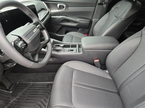 New 2026 Kia Sorento S image 9