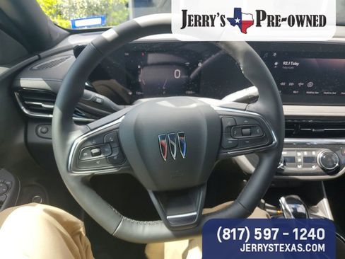 Used 2025 Buick Envista Sport Touring w/ Convenience I Package image 12