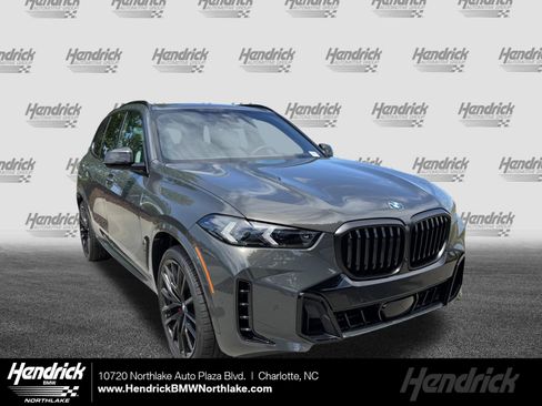 New 2026 BMW X5 xDrive40i w/ M Sport Package AWD/4WD image 1
