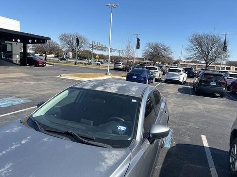 Used 2015 MAZDA MAZDA3 i SV image 12