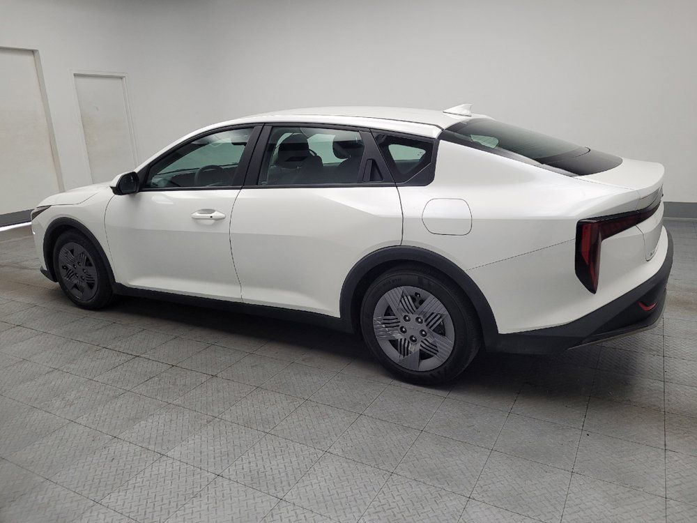 Used 2025 Kia K4 FWD image 3