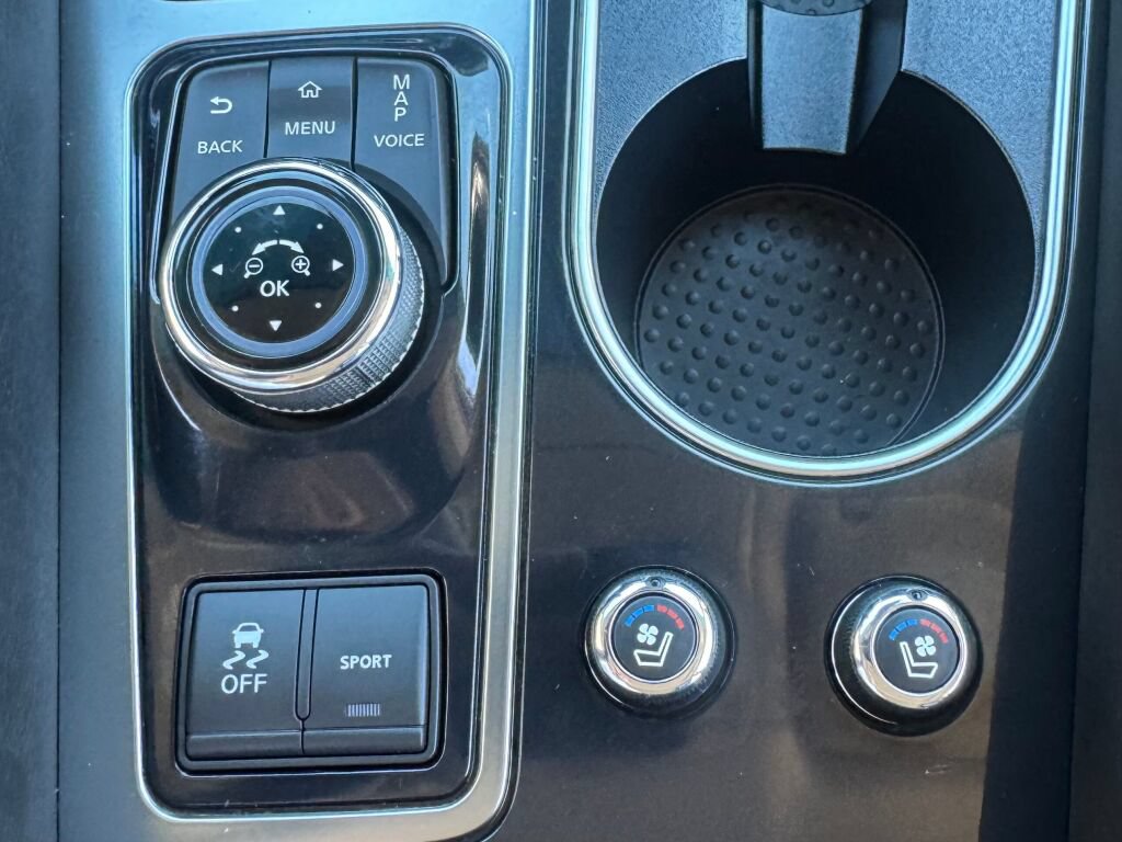 Used 2021 Nissan Maxima Platinum w/ Sport Mat Group FWD image 31