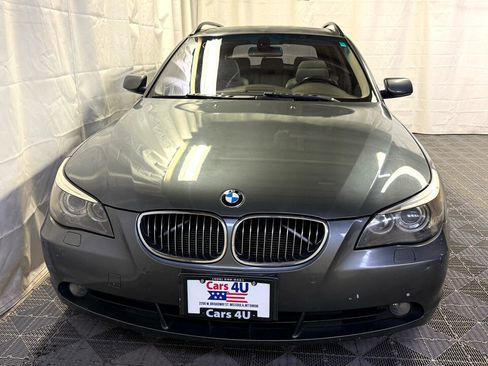 Used 2006 BMW 530xi Wagon image 2