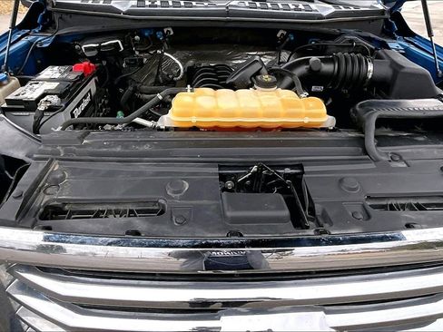 Used 2017 Ford F150 XLT w/ Equipment Group 302A Luxury image 8