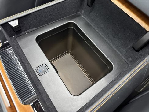 Used 2022 Jeep Grand Wagoneer Series III image 24