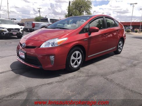 Used 2013 Toyota Prius Four w/ Deluxe Solar Roof Pkg FWD image 4
