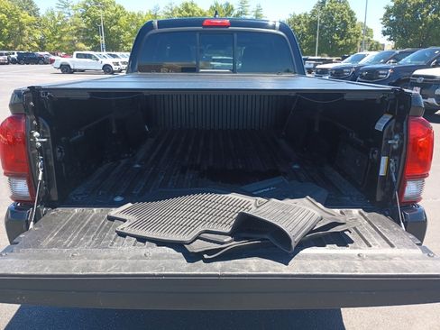 Used 2020 Toyota Tacoma SR w/ SX Package AWD/4WD image 7