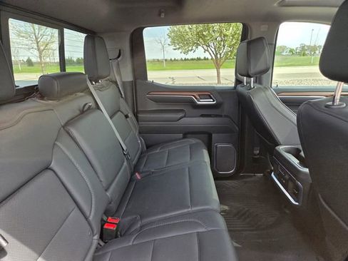 Used 2023 GMC Sierra 1500 Denali AWD/4WD image 39