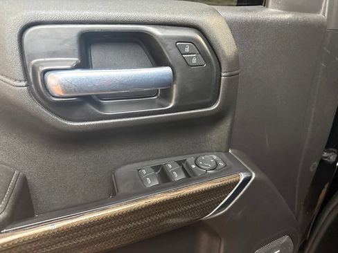 Used 2021 Chevrolet Silverado 1500 LT Trail Boss w/ Convenience Package II AWD/4WD image 20