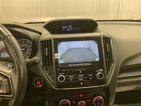 Used 2021 Subaru Crosstrek 2.5i Sport w/ Moonroof Package AWD/4WD image 14