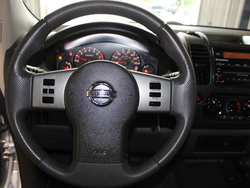 Used 2006 Nissan Xterra Off-Road RWD image 10
