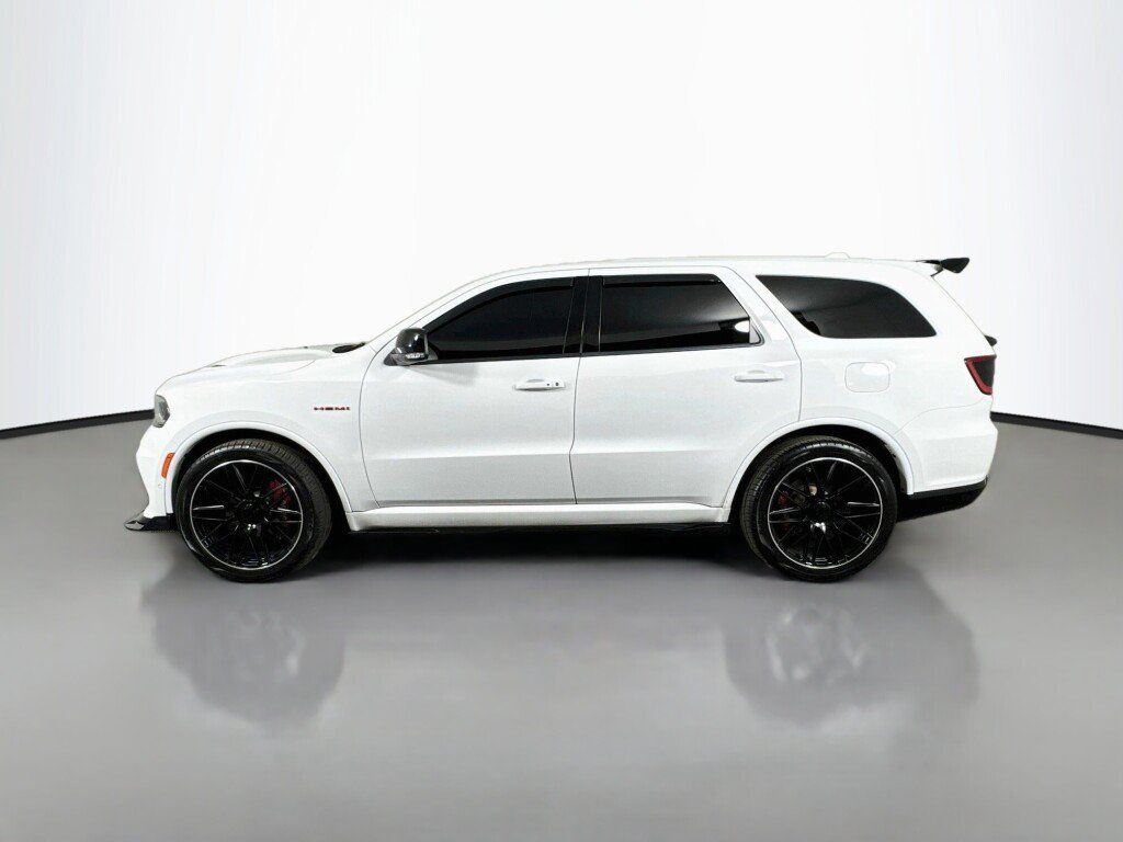 Used 2022 Dodge Durango R/T w/ Trailer Tow Group IV AWD/4WD image 2