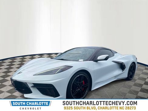 Used 2021 Chevrolet Corvette Stingray Convertible w/ 1LT RWD image 1