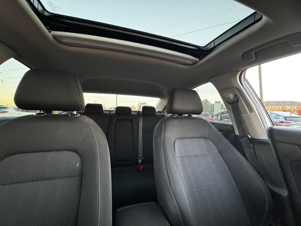 Used 2022 Honda Civic EX image 21