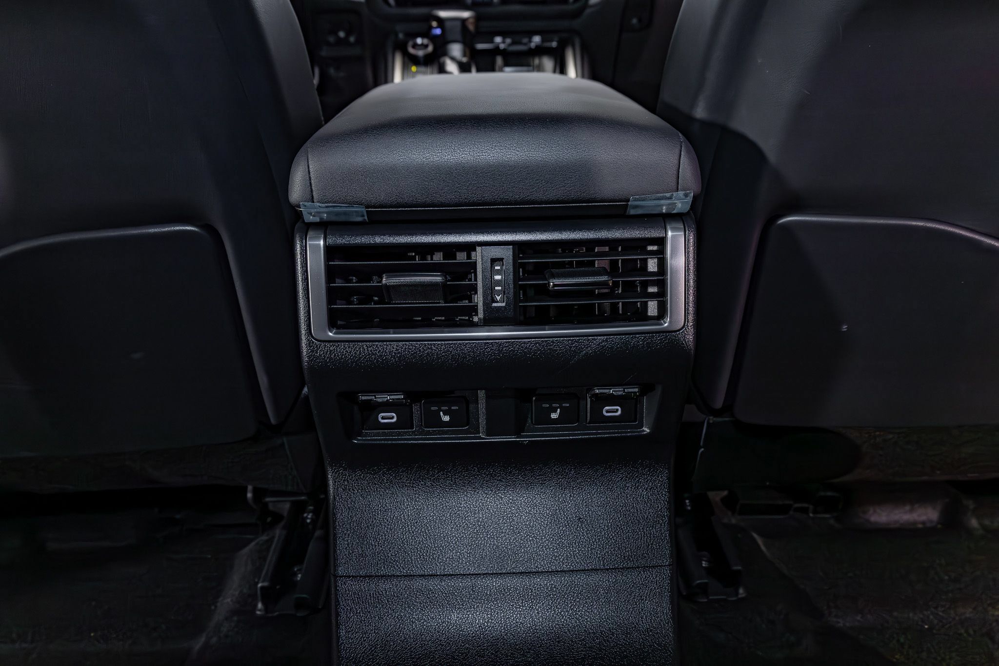 Used 2024 Lexus GX 550 AWD/4WD image 24