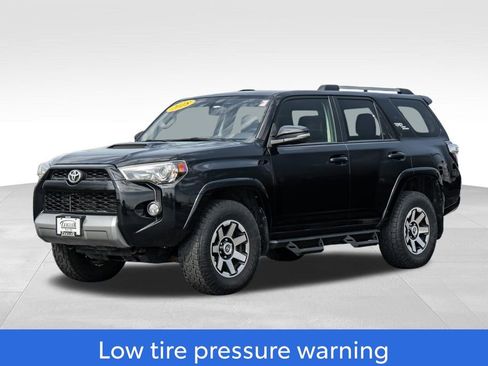 Used 2018 Toyota 4Runner TRD Off-Road Premium image 3