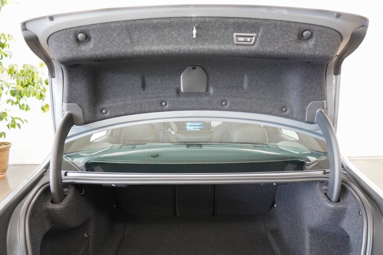 Used 2027 BMW M3 Competition AWD/4WD image 37