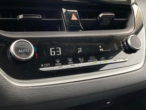 Used 2024 Toyota Corolla LE image 22