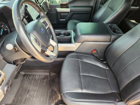 Used 2022 Ford F250 Lariat w/ Lariat Value Package AWD/4WD image 13