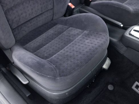 Used 2002 Volkswagen Jetta GLS FWD image 25
