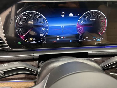 New 2026 Mercedes-Benz GLS 450 4MATIC image 31