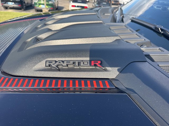 Used 2025 Ford F150 Raptor w/ Equipment Group 803A Raptor R AWD/4WD image 27