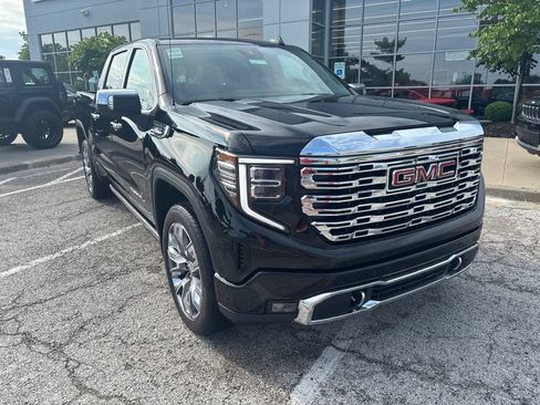 Used 2023 GMC Sierra 1500 Denali w/ Denali Reserve Package AWD/4WD image 8