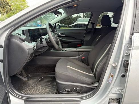 Used 2024 Hyundai Sonata SEL FWD image 18