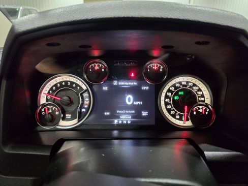 Used 2018 RAM 1500 Big Horn AWD/4WD image 37