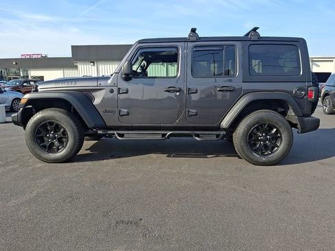 Used 2020 Jeep Wrangler Unlimited Sport image 9