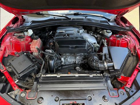 Used 2018 Chevrolet Camaro LS RWD image 14