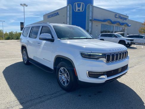 Used 2022 Jeep Wagoneer Series I image 1