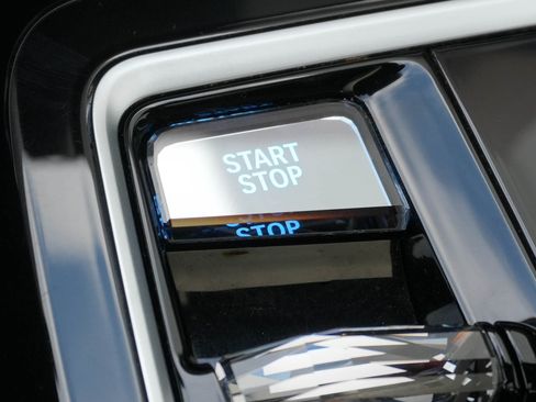 Certified 2023 BMW i7 xDrive60 AWD/4WD image 26