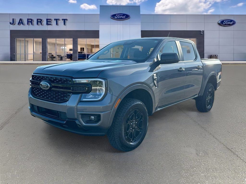 New 2026 Ford Ranger XLT w/ Black Appearance Package RWD image 3