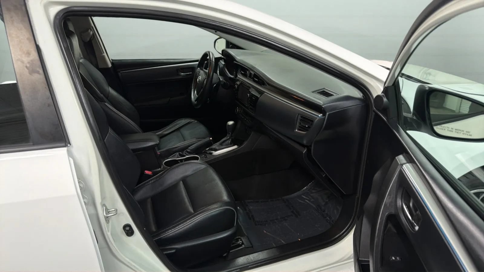 Used 2014 Toyota Corolla S Premium w/ Driver Convenience Package FWD image 20